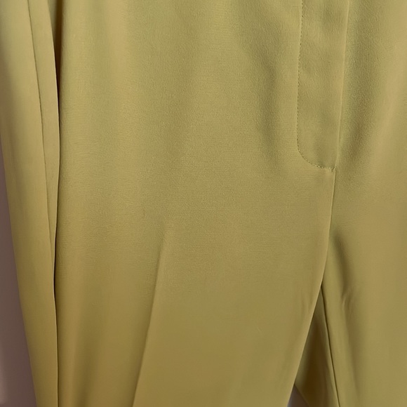 Newport News Easy Style Pant Suit - Picture 7 of 12